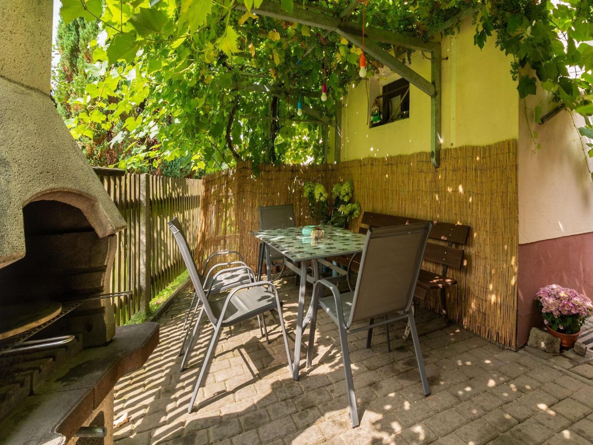 Modern Apartment In Sebnitz With A Terrace In زبنيتس المظهر الخارجي الصورة
